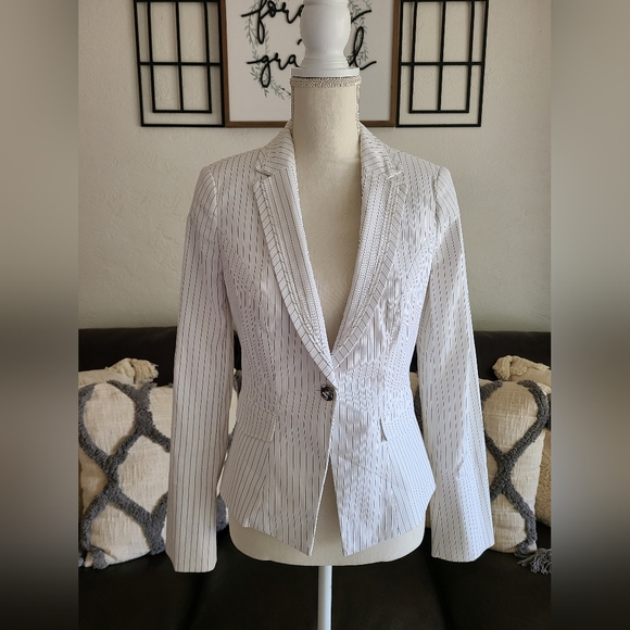 White House Black Market Women's Pinstripe Blazer Set Black & White Classic - Picture 4 of 14